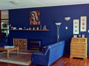 Interior painting - blue feature wall